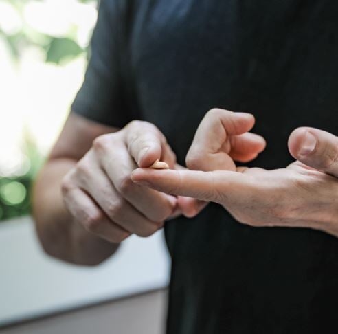 Correcting Concealer For Men